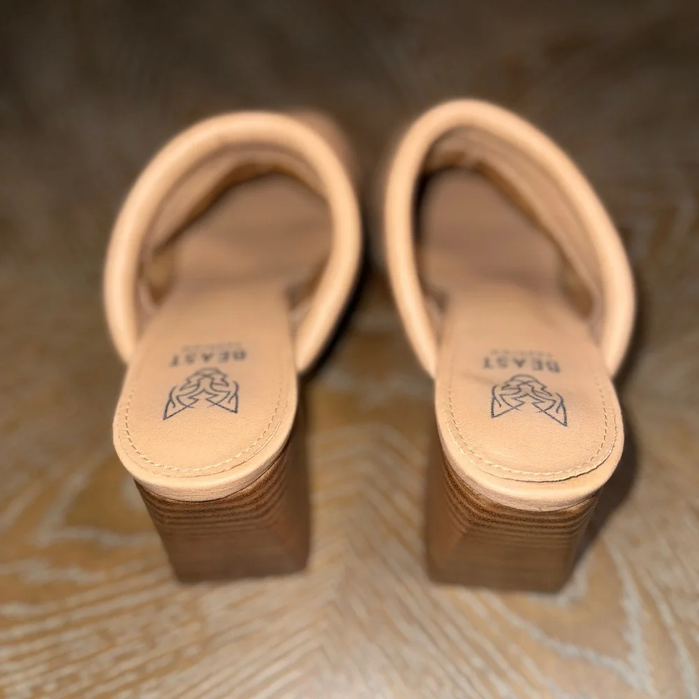 Beast Fashion Francesca Block Heel Mules Square-Toe Design Taupe Tan Size 8.5 - Picture 7 of 10